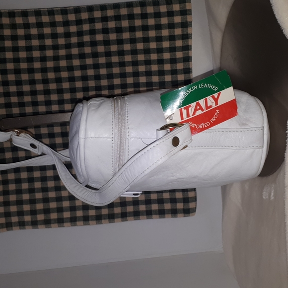 California Binocular Shaped Bag - Picture 2 of 5